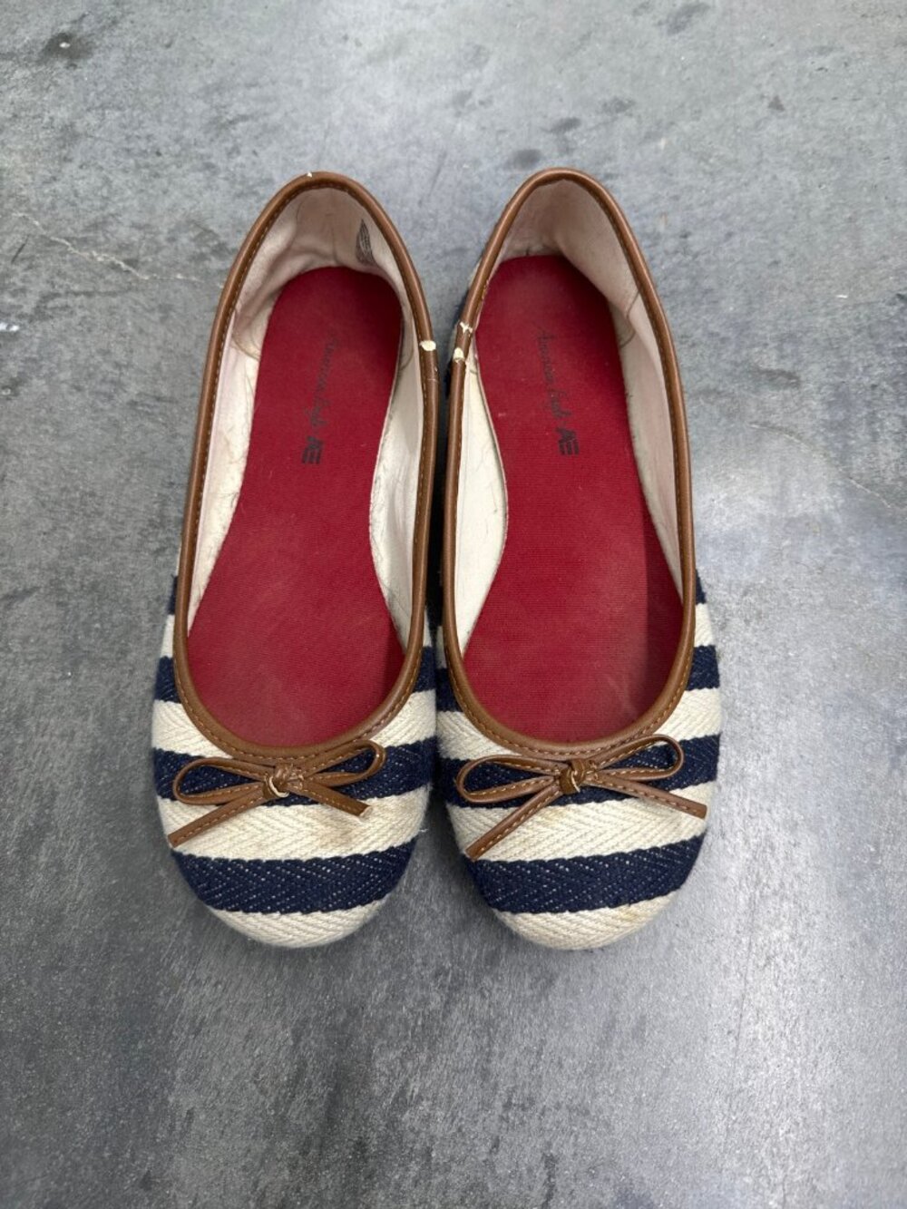 American Eagle ballet flats striped navy brown bow detail size 6